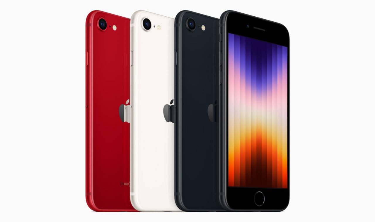 Apple 推出第三代 iPhone SE，配备 A15 CPU 和八年前的设计