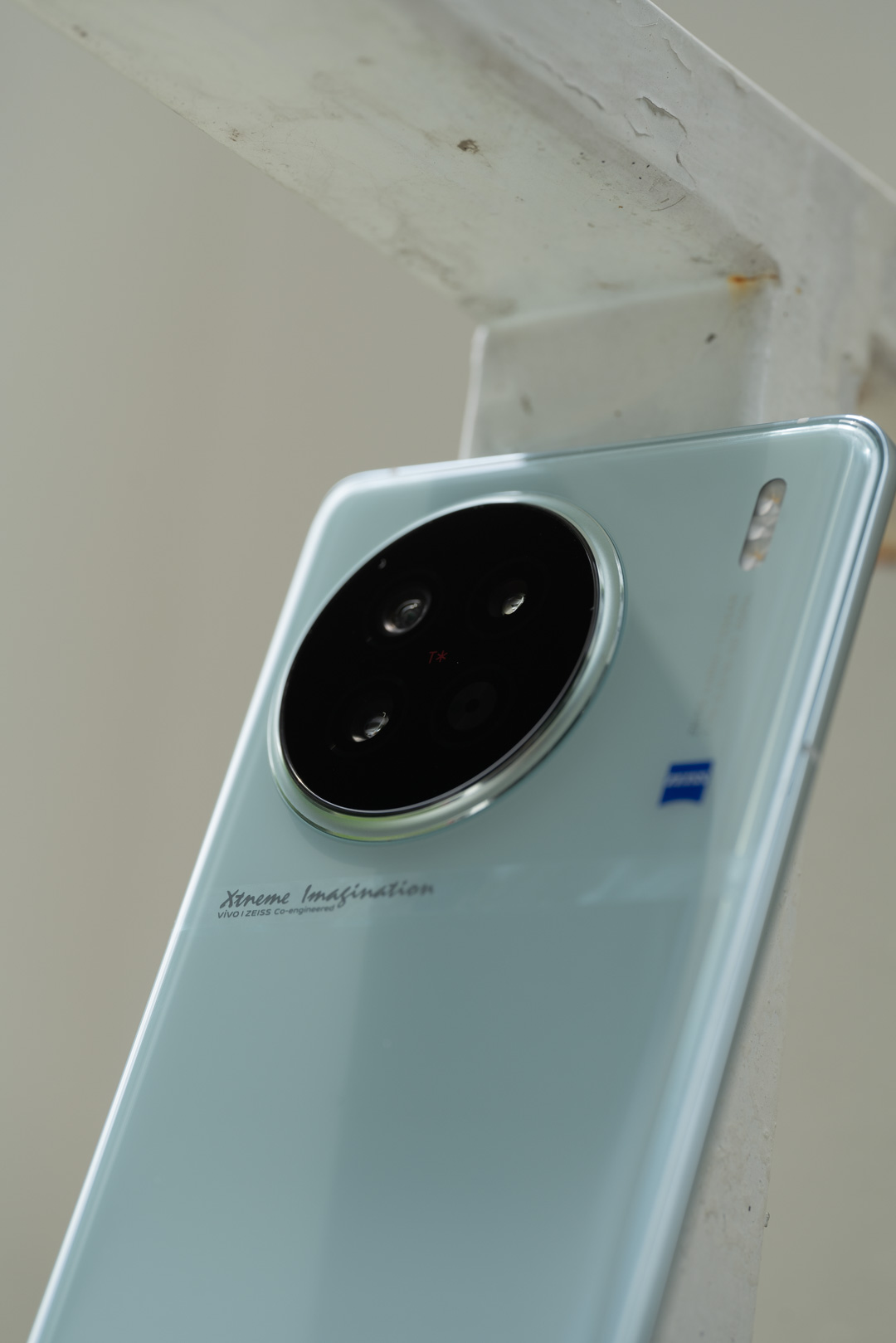 vivo X90s「青漾」图赏:真被这色彩凉爽到了