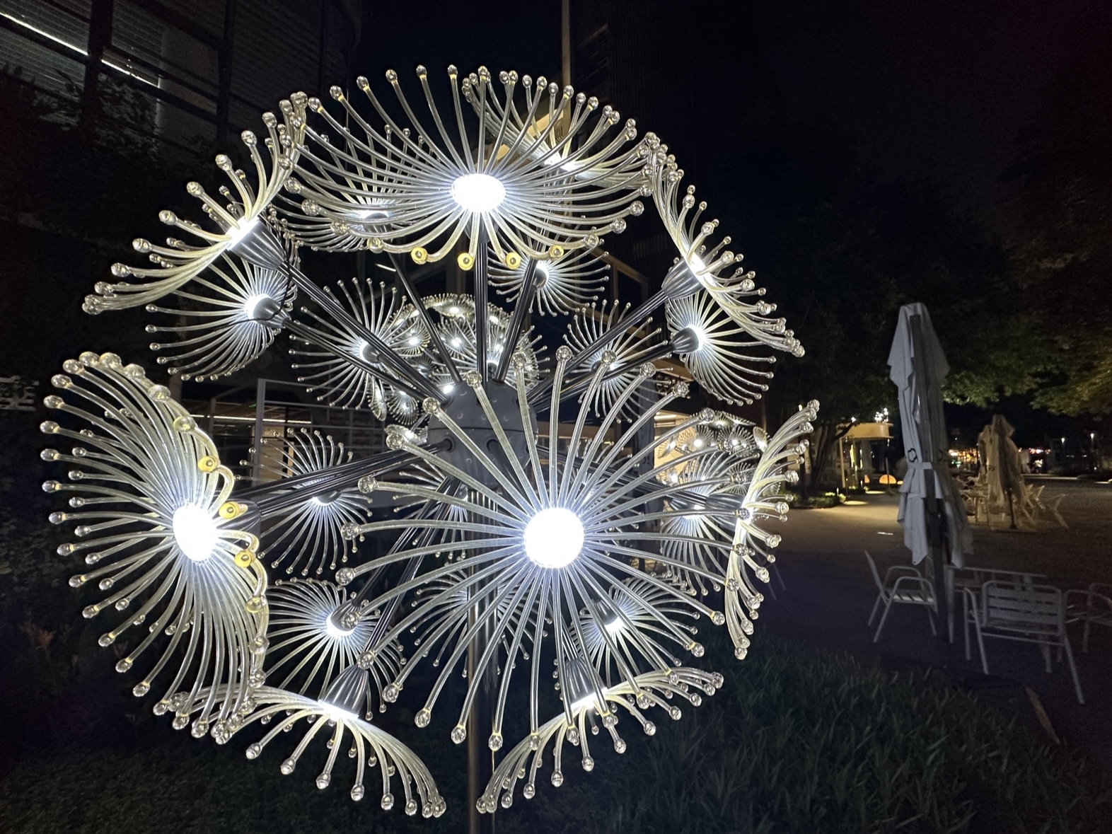 iPhone 14 Pro上手体验：这项升级比灵动岛更吸引我