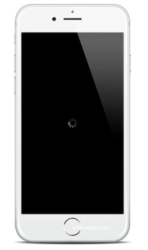 解决iPhone 8/8 Plus黑屏并持续旋转的问题的方法