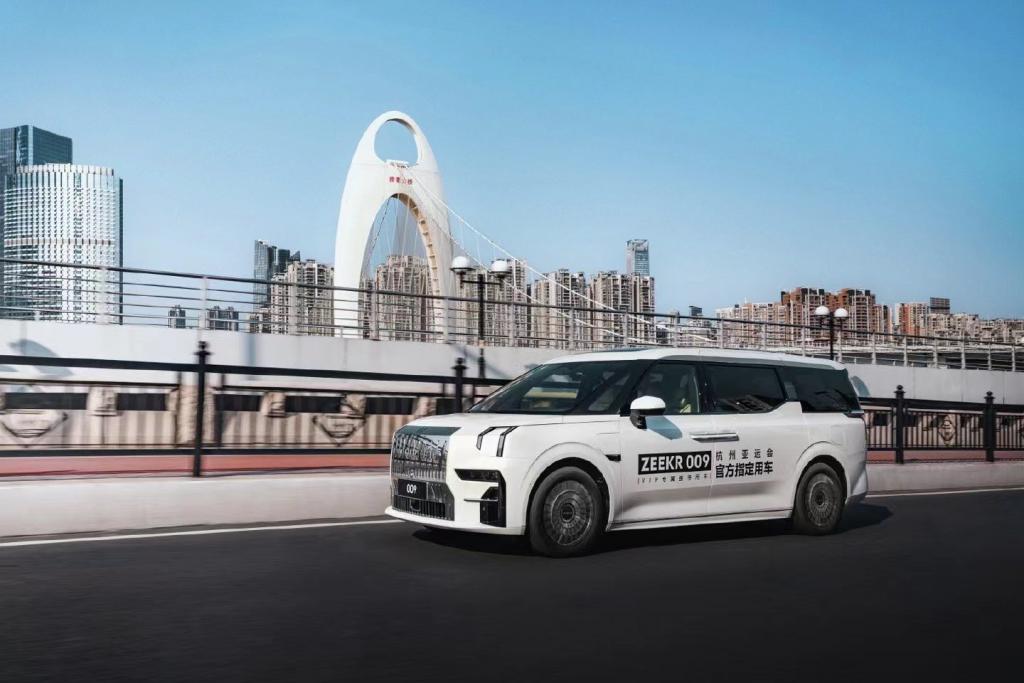 小鹏 X9、理想 MEGA 来袭，极氪 009 还能继续滋润吗？