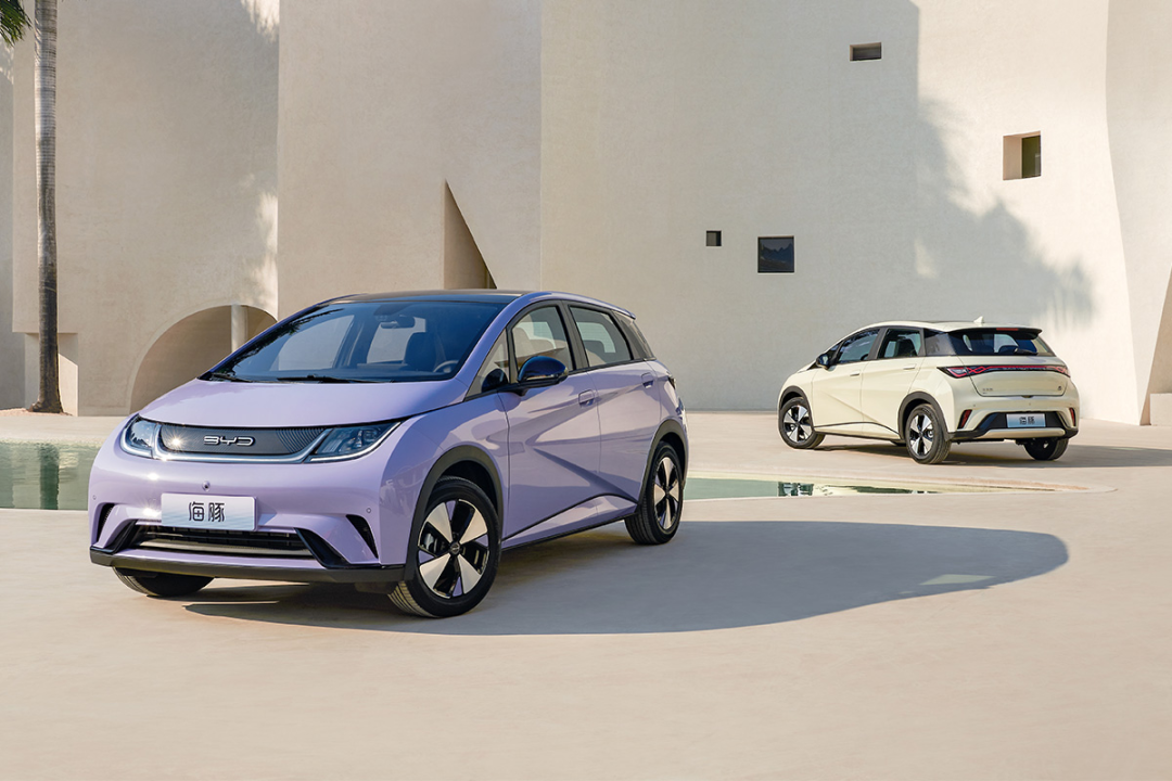 顶配不到15万！大众销量王ID.3上新，压力给到比亚迪海豚