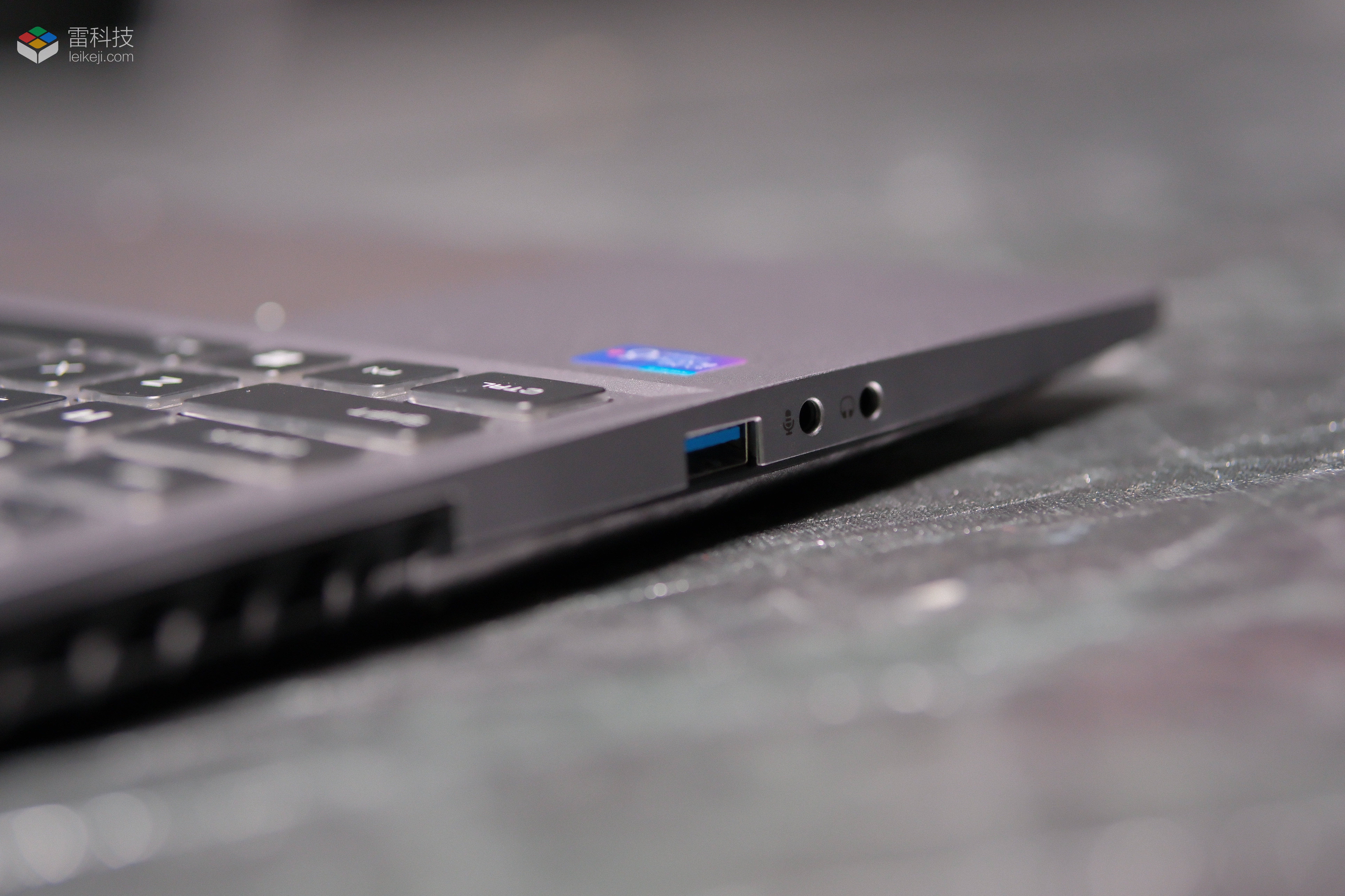 机械革命极光Pro体验：12代酷睿加持的六边形战士