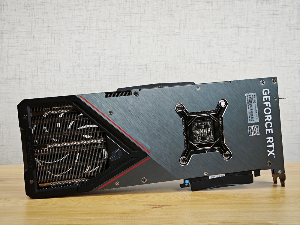 2K 144hz游戏的高帧利器,七彩虹iGame RTX 4070 Ti火神评测