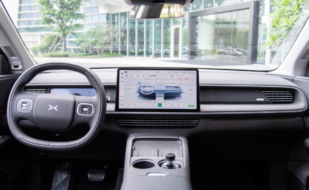 都是黑马?配置续航全都要,二十万电车该选谁?