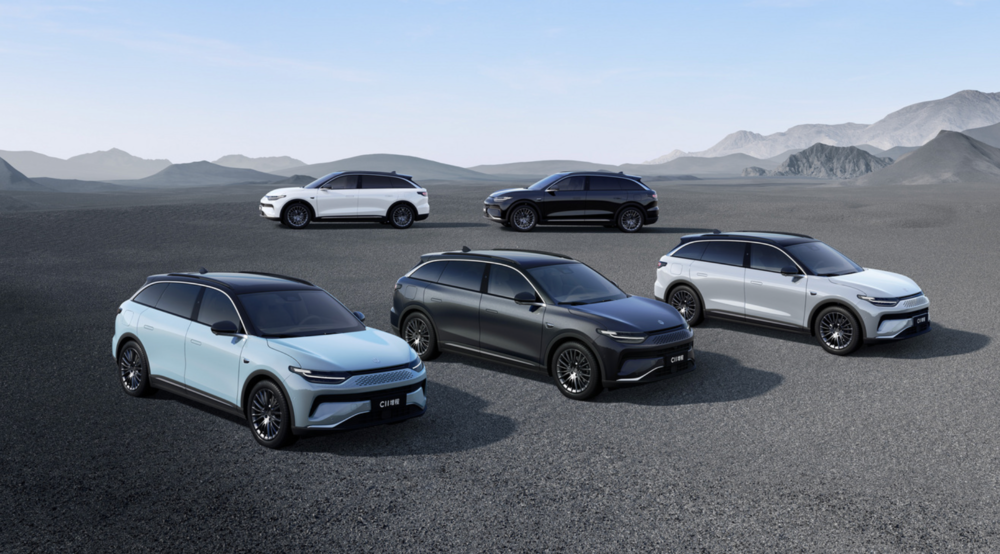 都是黑马?配置续航全都要,二十万电车该选谁?