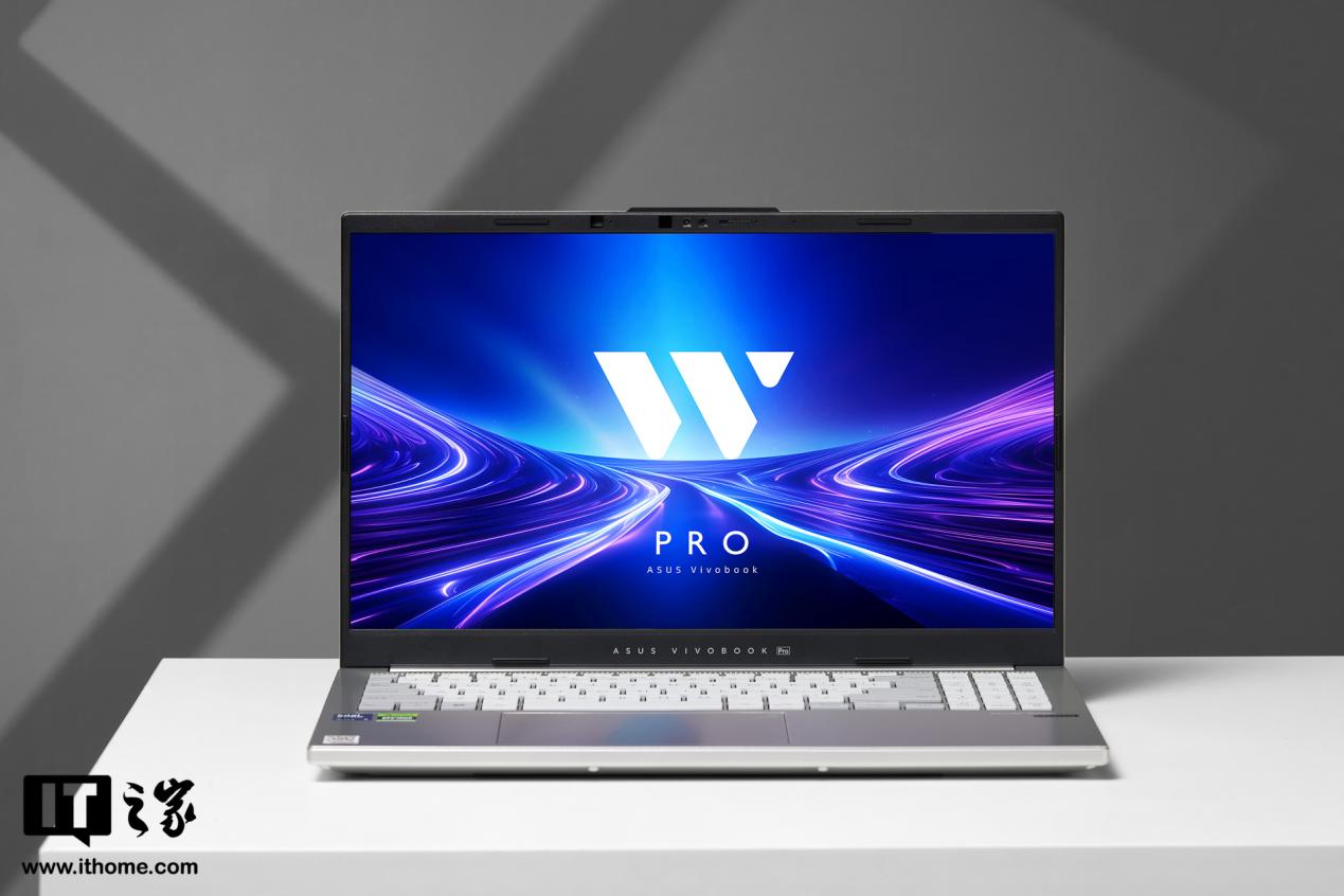 华硕无畏 Pro15 2024 图赏：首台酷睿 Ultra9+RTX4060 全能 AI 轻薄本