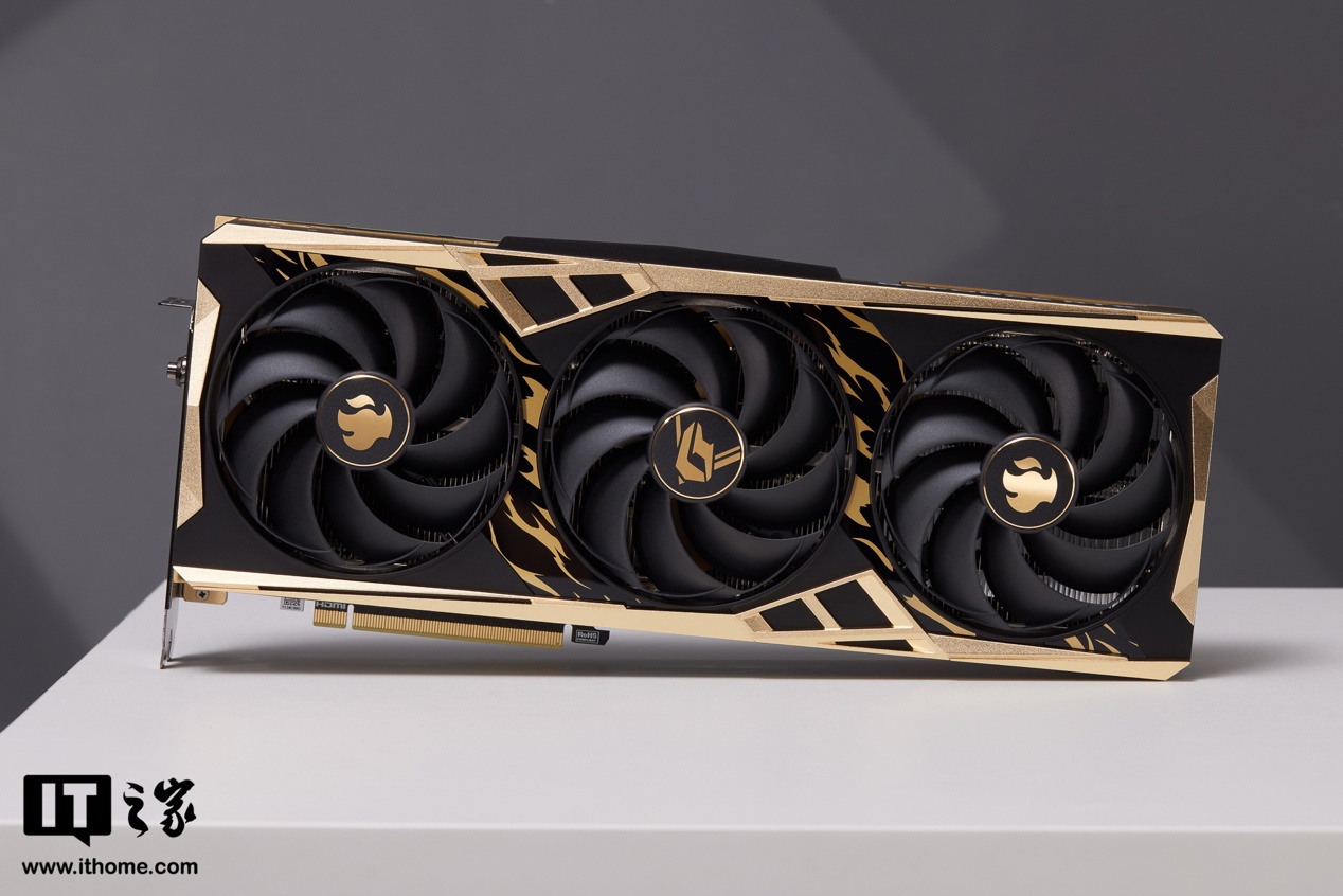 iGame RTX 4070 Ti SUPER 雾山五行联名定制款显卡图赏：玄墨金焰，释放强大烿火之力