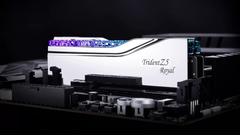 芝奇推出 Trident Z5 Royal 皇家戟系列 DDR5 内存条，首发规格至高 8400MT/s