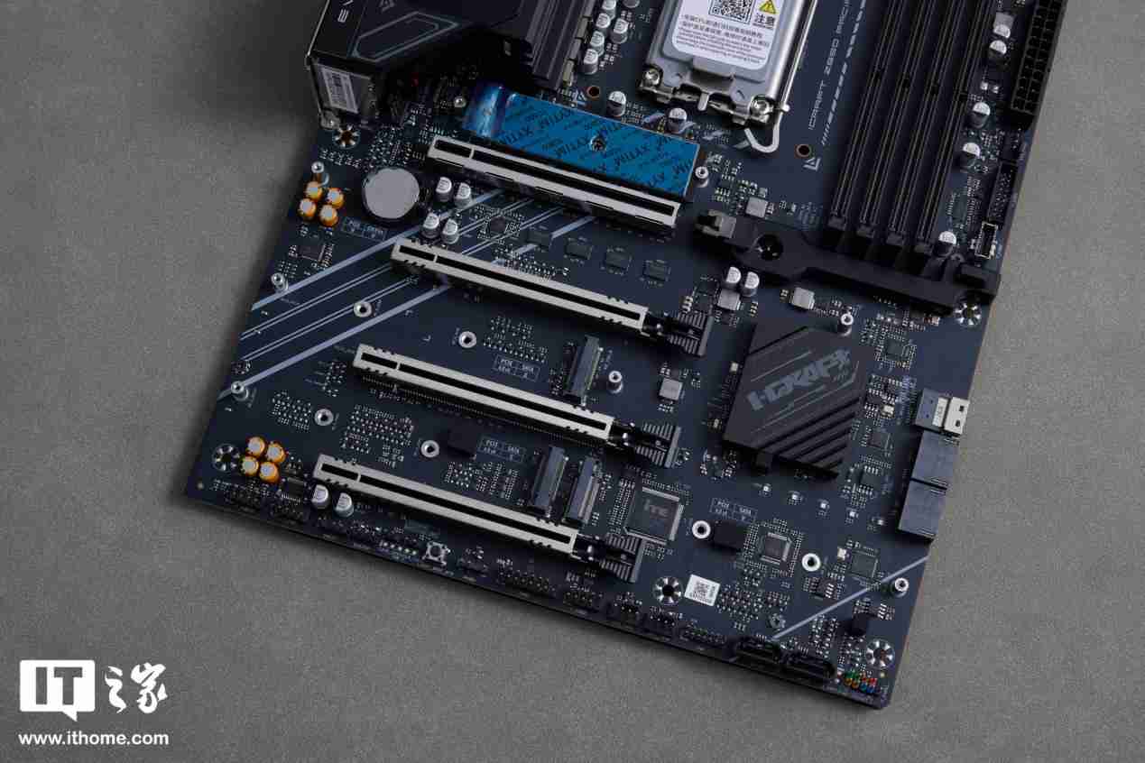 铭瑄 iCraft Z890 Pacific 主板评测：用料扎实，拓展性强