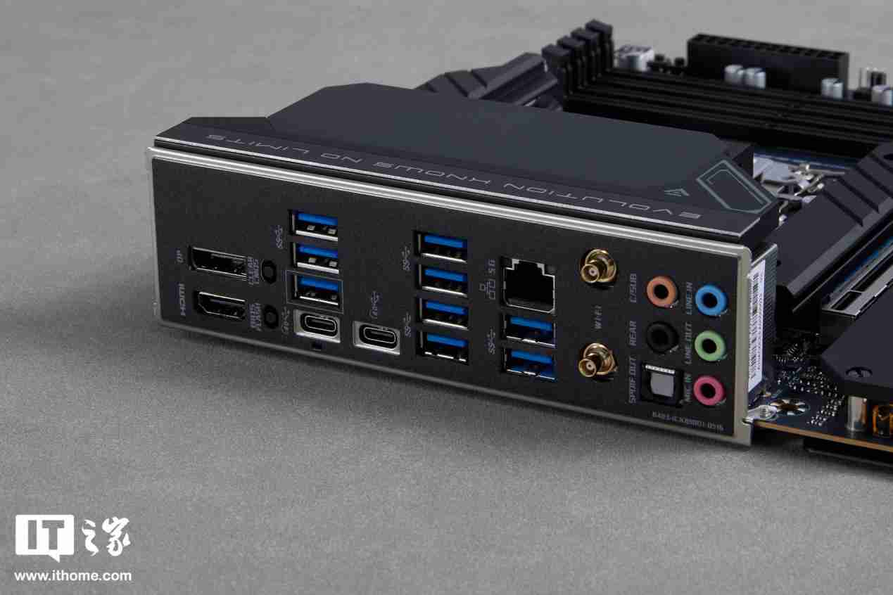 铭瑄 iCraft Z890 Pacific 主板评测：用料扎实，拓展性强