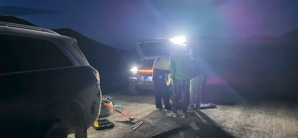 问界M9实现行业首例卫星救援 以数智化服务树立行业标杆