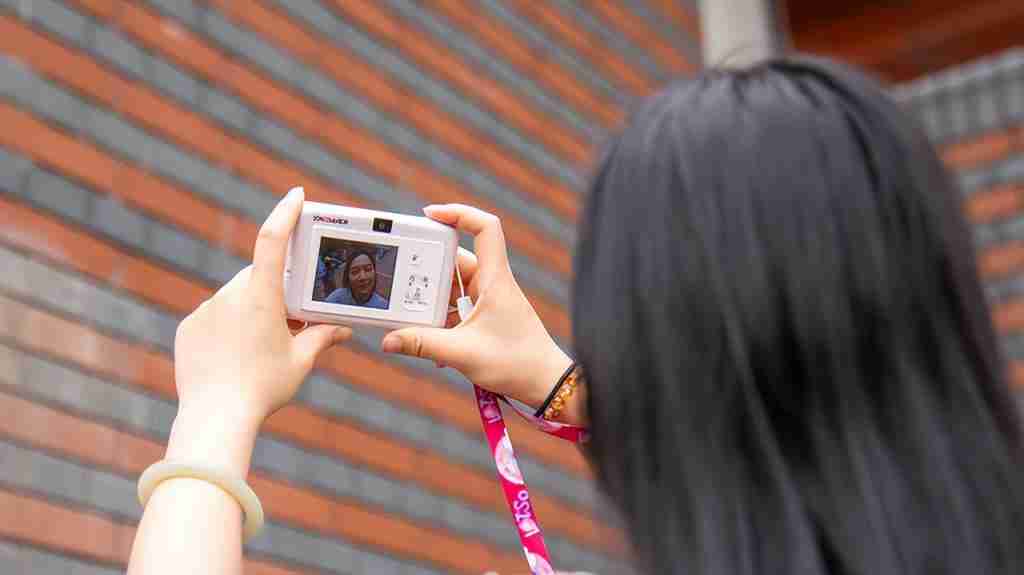  儿童节送礼好选择，能拍立打松典相机 