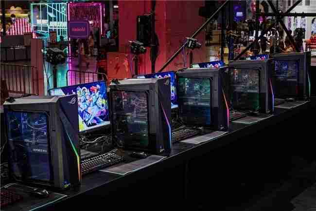 硬核狂欢!ROG高性能台式机燃爆BW2025,助力玩家享受极致电竞体验