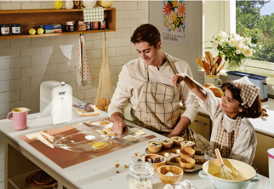 首款触控式投影震撼来袭：三星Premiere 5让指尖轻触开启智慧生活新次元