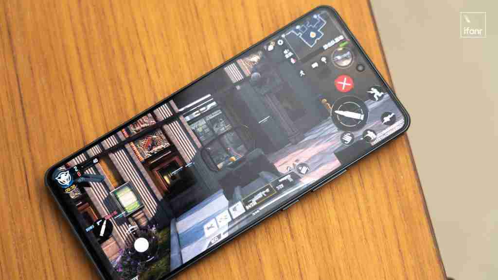 8000mAh 大电池,是手机、板砖还是充电宝?