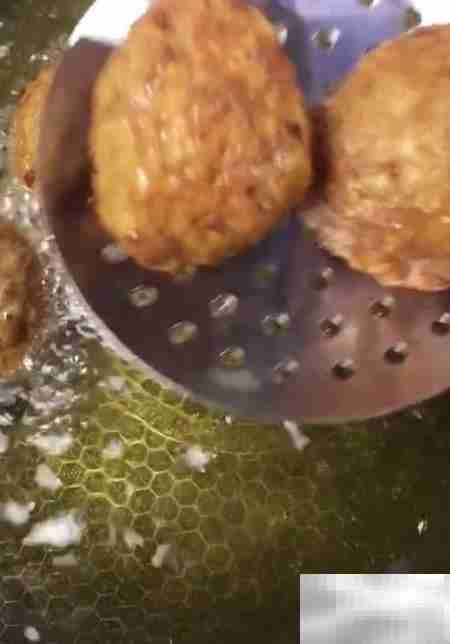 红烧狮子头简易做法