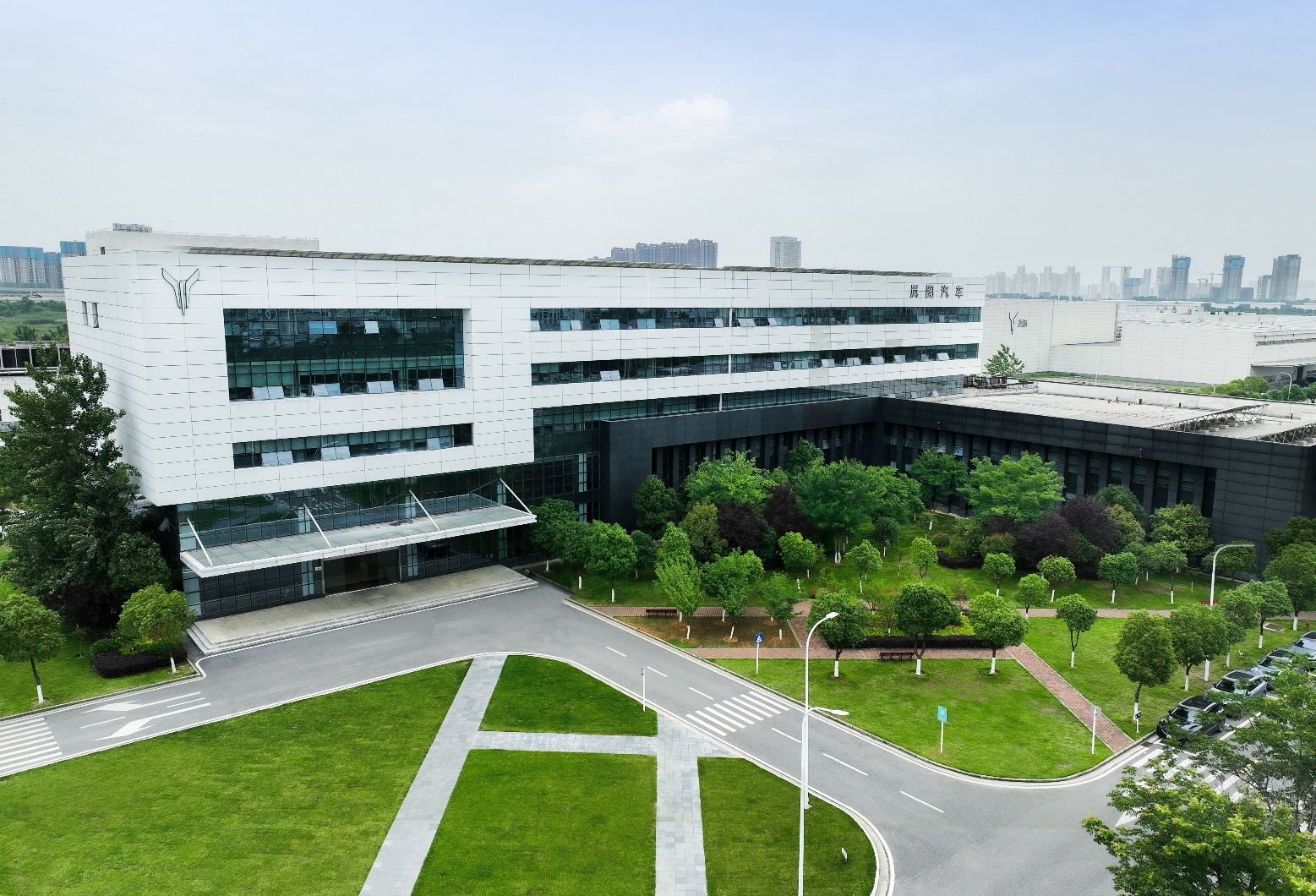 岚图汽车上市方案获股东大会高票通过