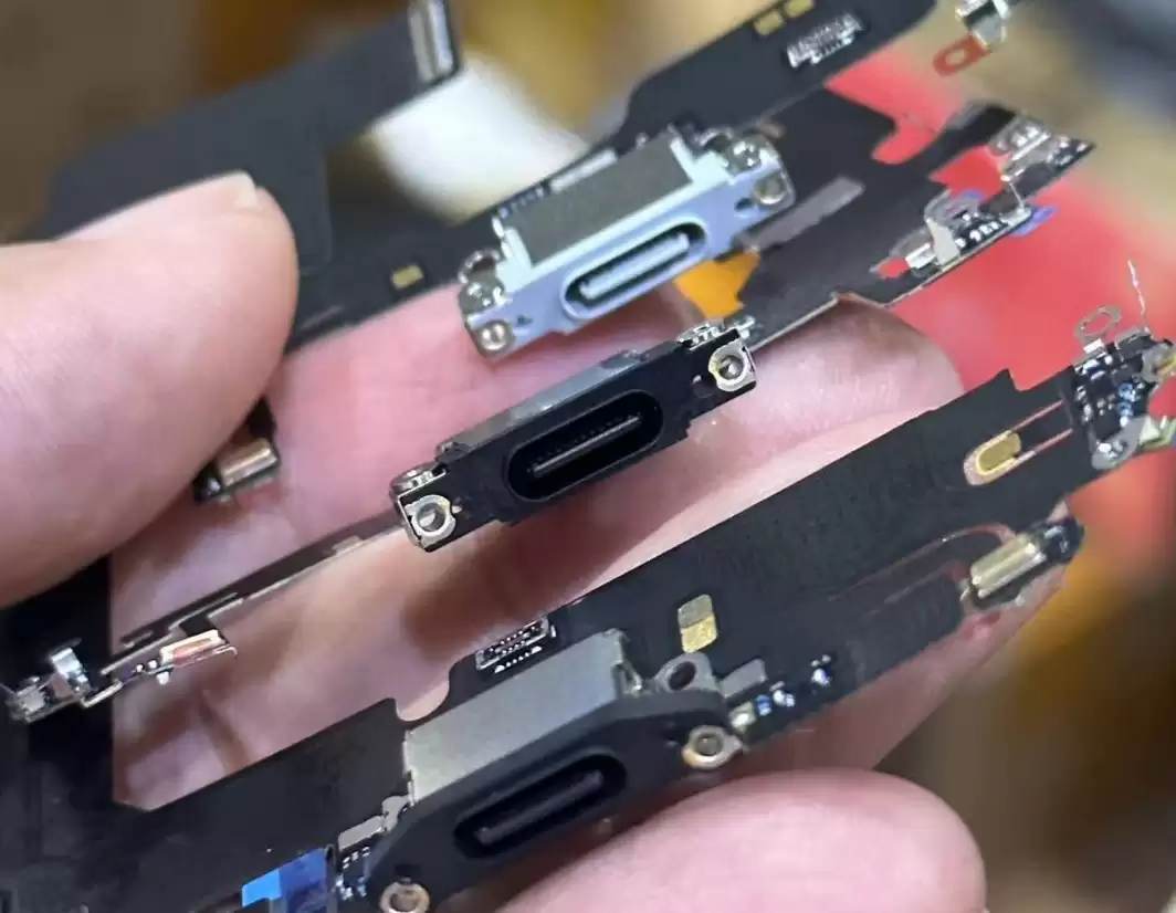 苹果 iPhone 15 和 iPhone 15 Pro 的 USB-C 接口存在差别吗? 苹果 iPhone 15 和 iPhone 15 Pro 的 USB-C 接口存在差别吗?
