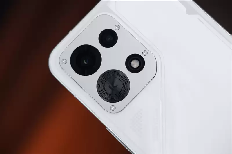 8000mAh+主动散热风扇!OPPO K15手机评测:2K档真正实用的那一台